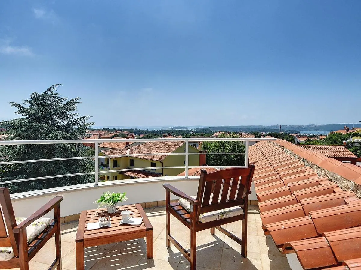 Villa In Medulin With Private Pool And Sauna 0*,