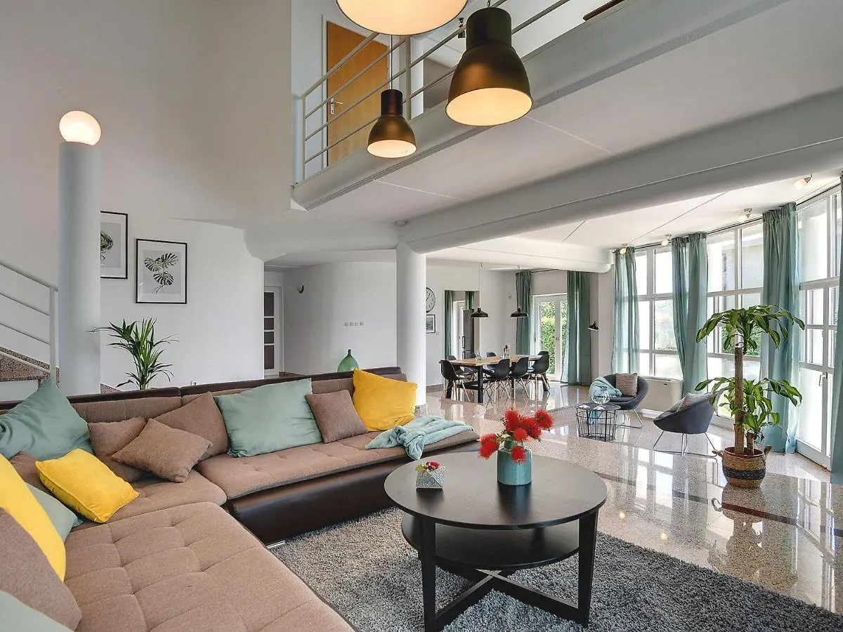 Villa In Medulin With Private Pool And Sauna