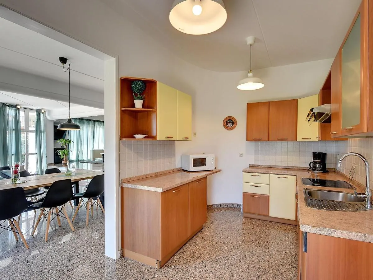 Villa In Medulin With Private Pool And Sauna