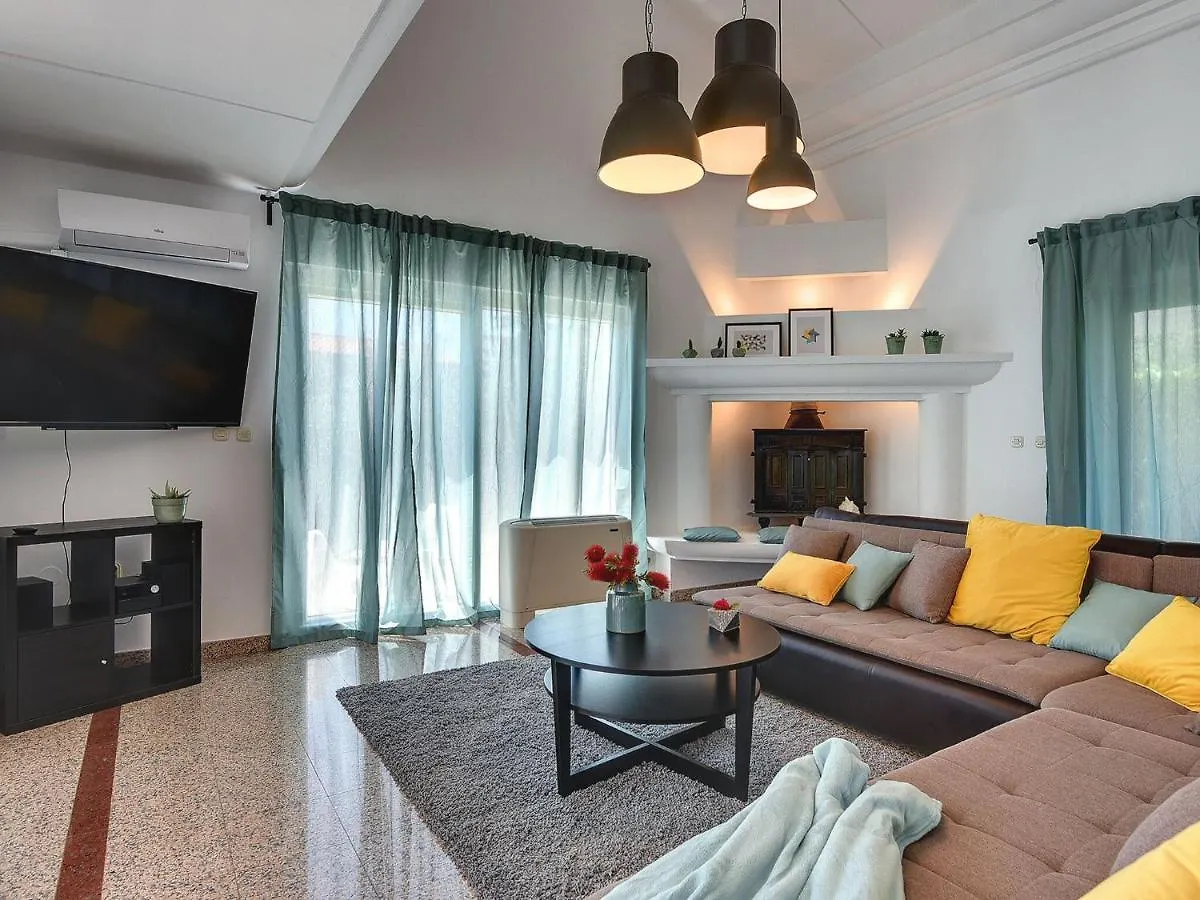 Villa In Medulin With Private Pool And Sauna 0*,